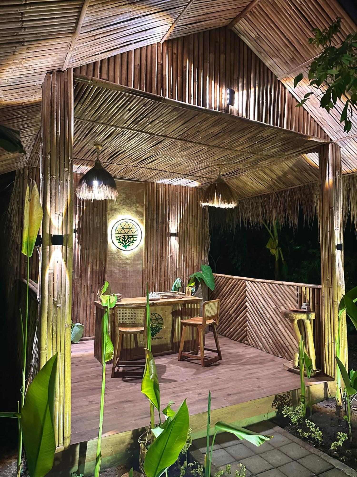 Beachfront Luxury Dome Villas - Gamat Bay Resort Nusa Penida Exterior foto